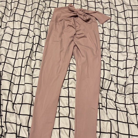 never worn - Picture 2 of 2